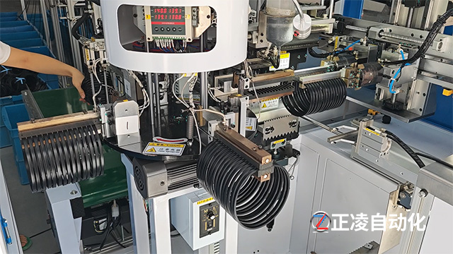 揭秘&ldquo;時(shí)產(chǎn)4000條&rdquo;背后的技術(shù)支撐：正凌全自動(dòng)密封圈粘接機(jī)核心優(yōu)勢(shì)盤(pán)點(diǎn)